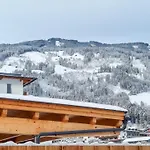 Veronikas Relax & Family With Terrace, Alpenluxus Collection Vakantiehuis