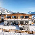 Veronikas Relax & Family With Terrace, Alpenluxus Collection