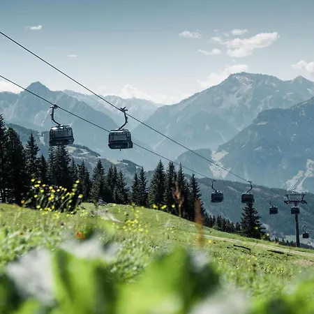 Veronikas Relax & Family Suite - Alpenluxus Collection