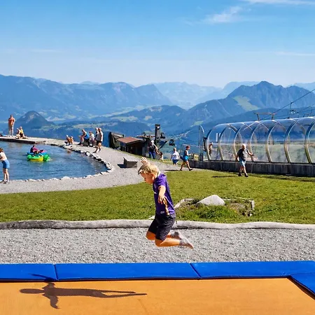 Veronikas Relax & Family Suite - Alpenluxus Collection Fügen